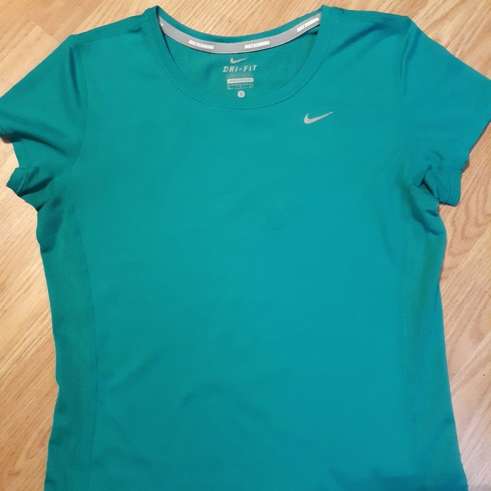 Nike Dri-fit tee